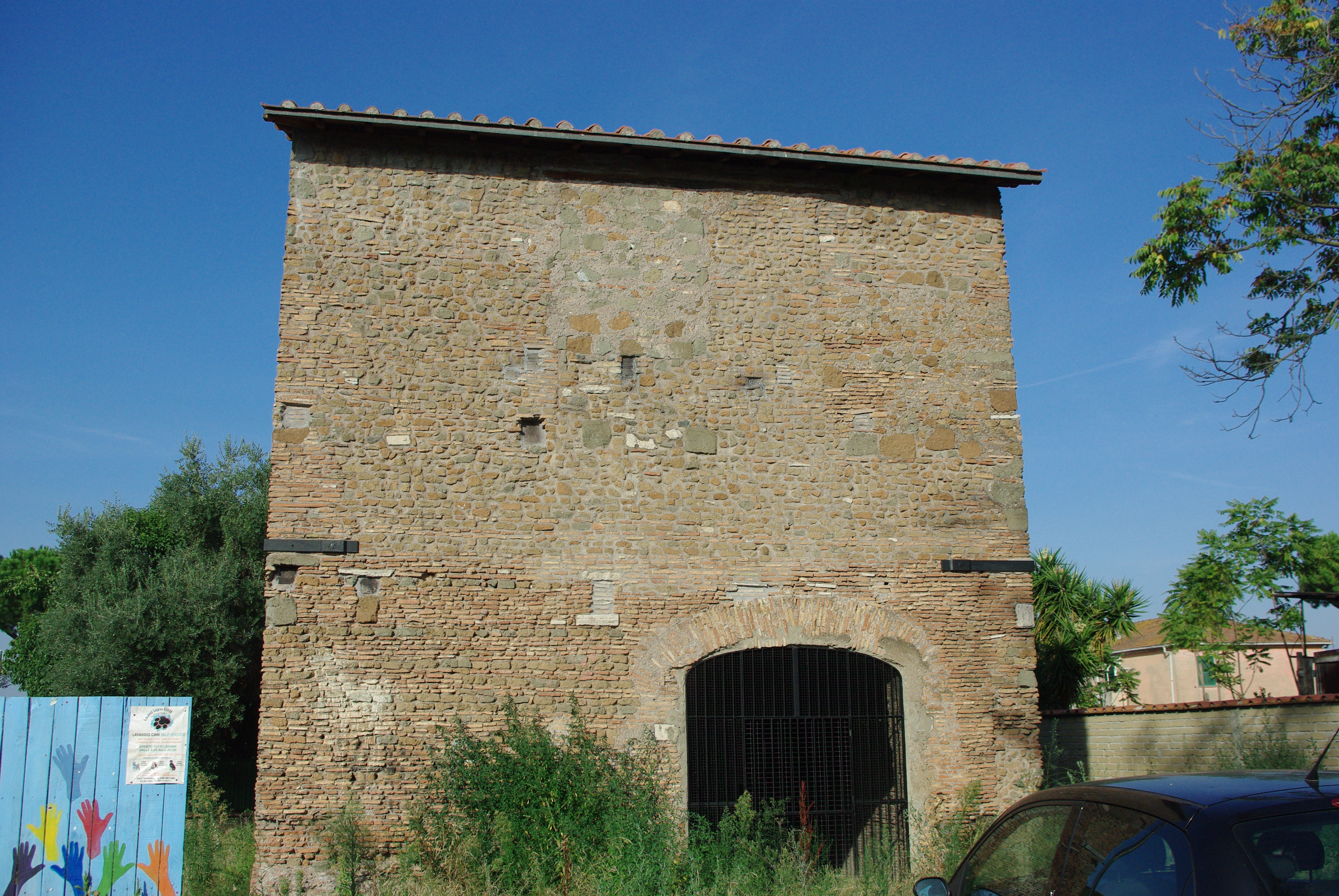 4 - Esterno (S. Roascio)